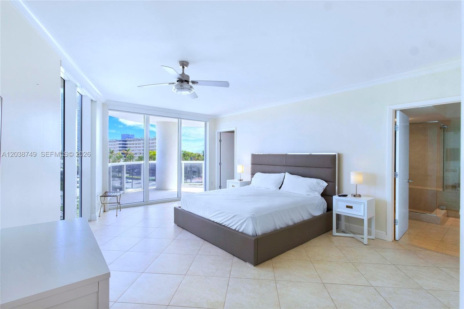 BEACH CLUB CONDO · #405 in Hallandale Beach - Photo 4