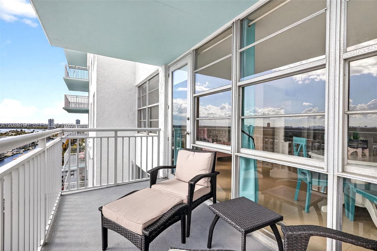 Winston Towers 500 Condo · #1905 + DEN in Sunny Isles Beach - Photo 26