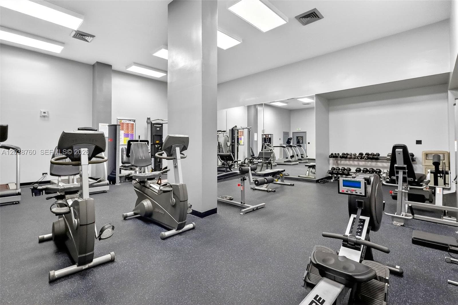 Winston Towers 500 Condo · #1905 + DEN in Sunny Isles Beach - Photo 33