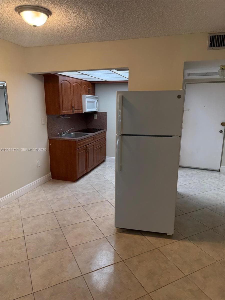 AVILA CONDO · #407 in Sunny Isles Beach - Photo 7