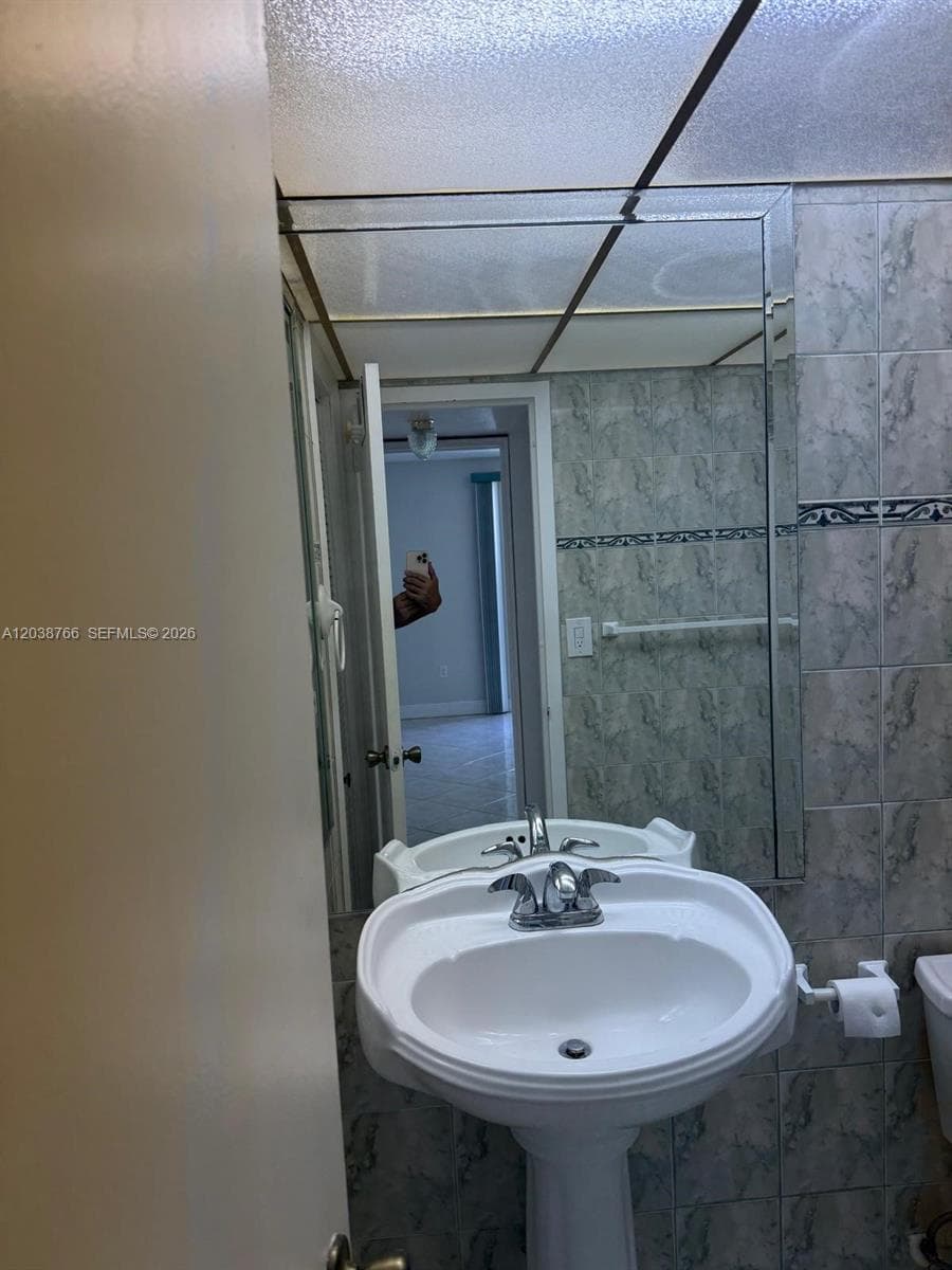 AVILA CONDO · #407 in Sunny Isles Beach - Photo 9