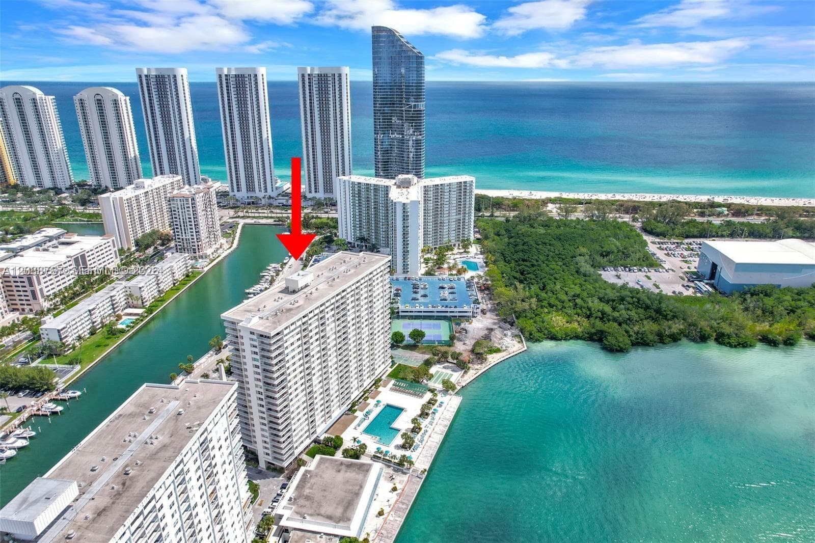 ARLEN HOUSE CONDO · #1711 in Sunny Isles Beach - Photo 2