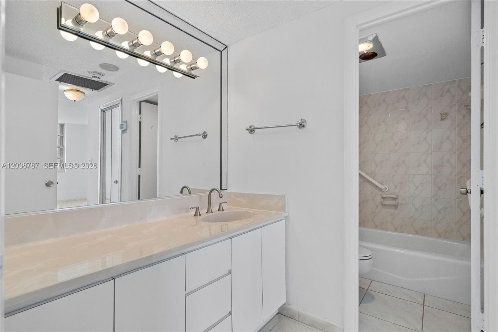 ARLEN HOUSE CONDO · #1711 in Sunny Isles Beach - Photo 17