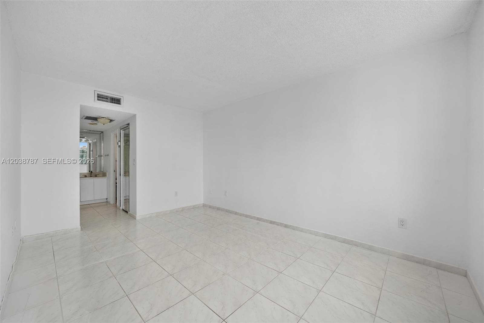 ARLEN HOUSE CONDO · #1711 in Sunny Isles Beach - Photo 12