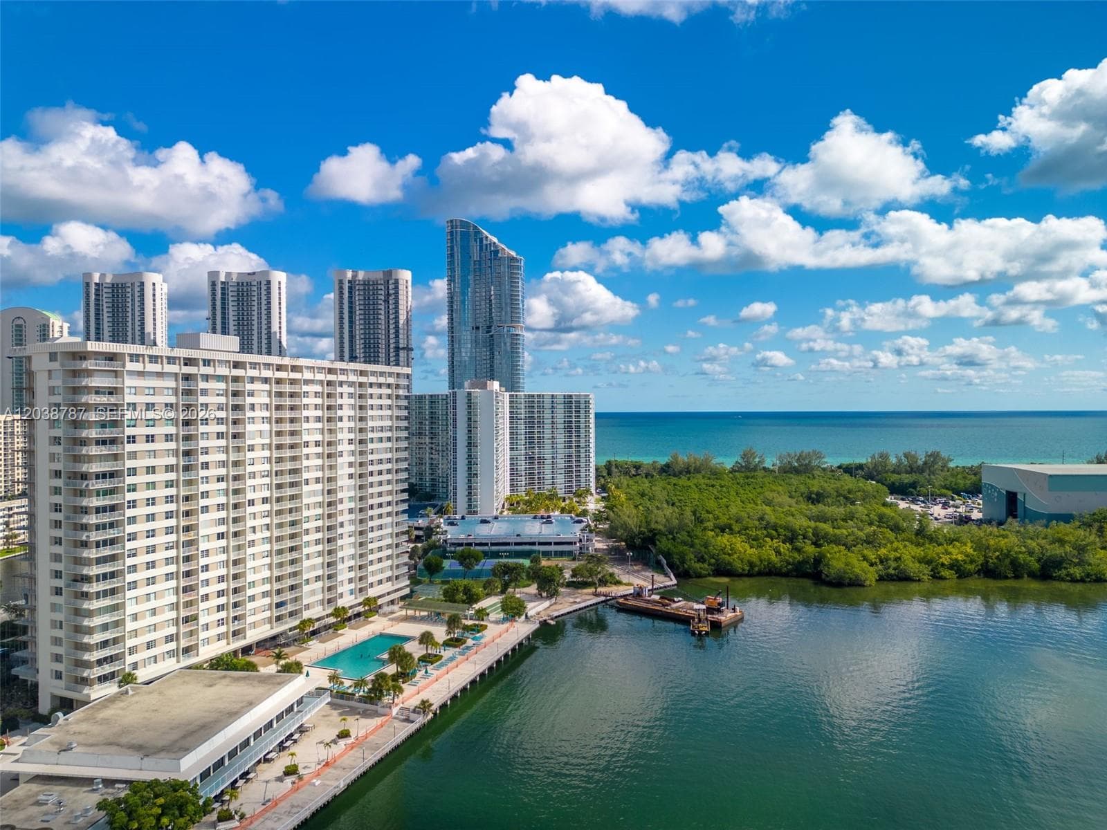 ARLEN HOUSE CONDO · #1711 in Sunny Isles Beach - Photo 32