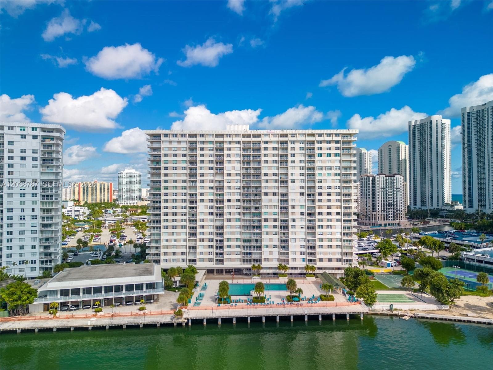 ARLEN HOUSE CONDO · #1711 in Sunny Isles Beach - Photo 30