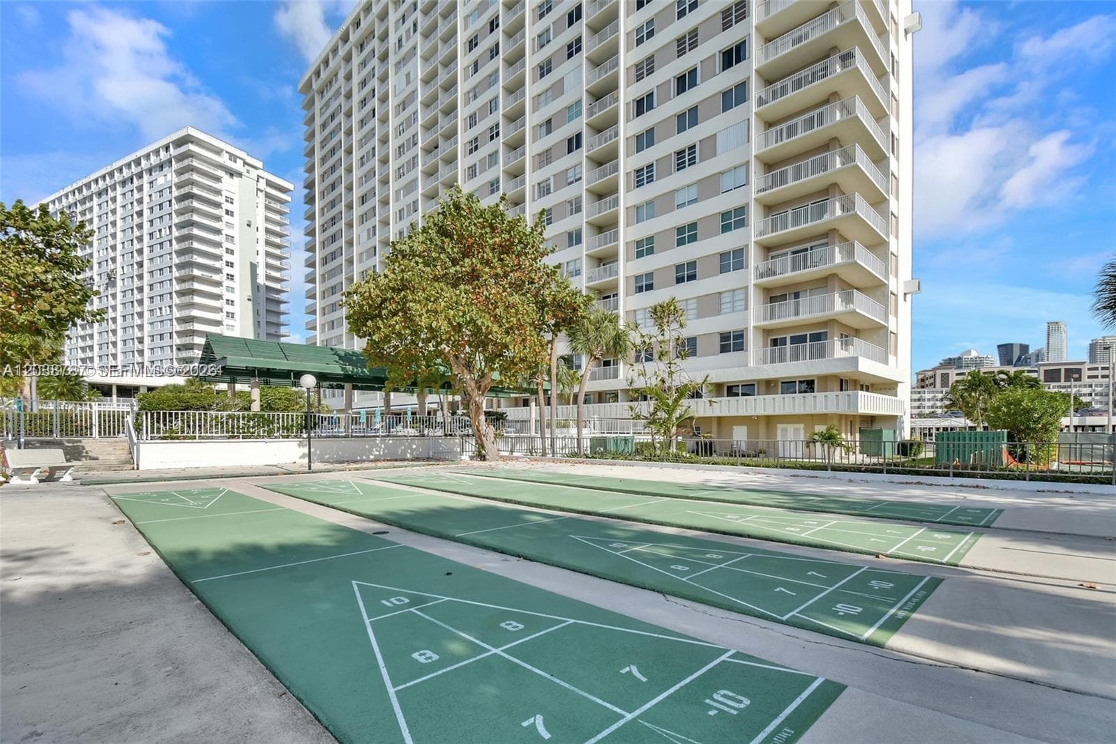 ARLEN HOUSE CONDO · #1711 in Sunny Isles Beach - Photo 51