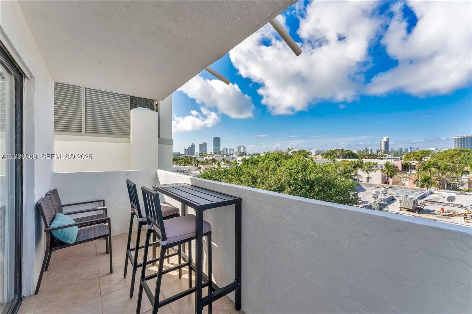 COLLINS VIEW CONDO · #504 in Miami Beach - Photo 16