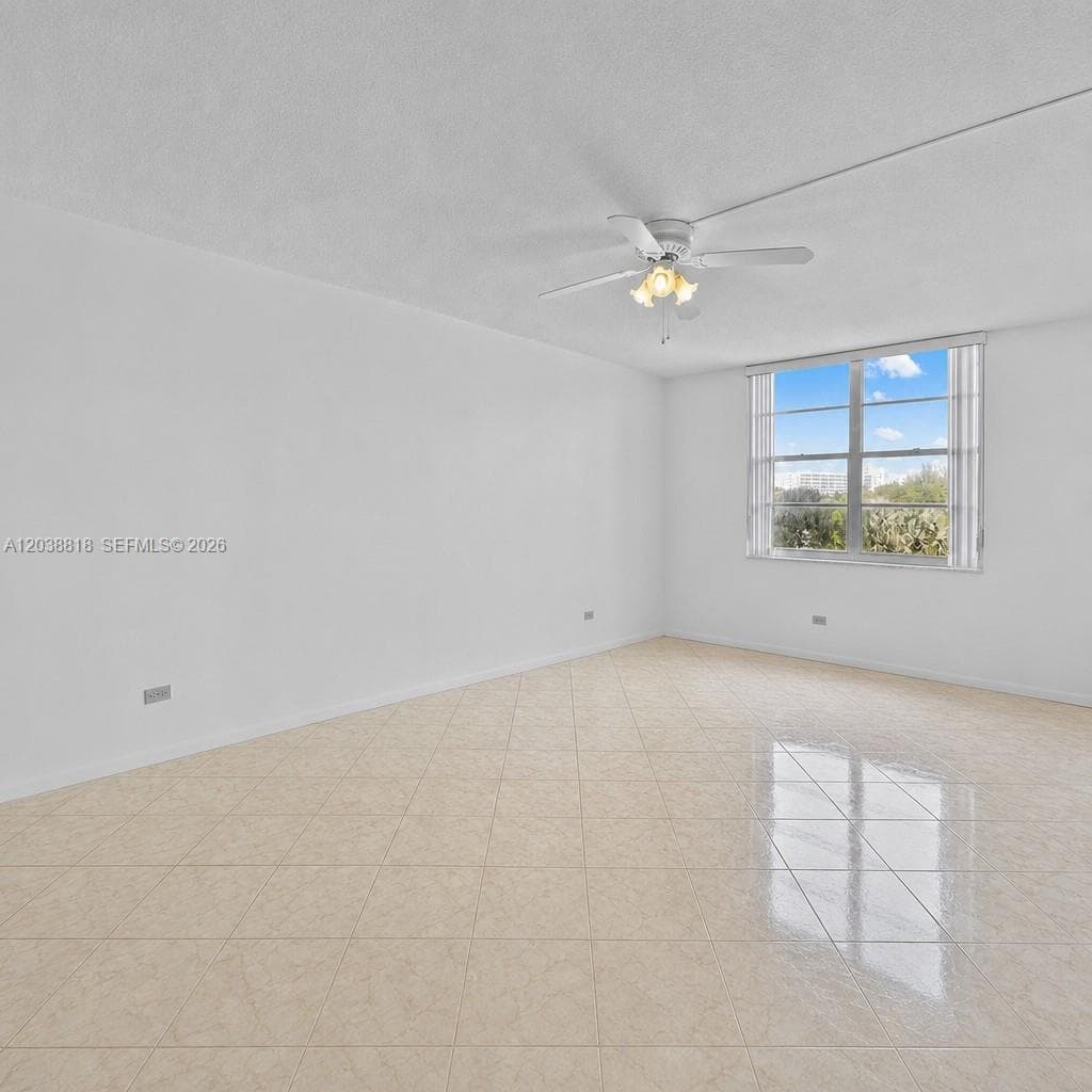 WINSTON TOWER · #404 in Sunny Isles Beach - Photo 3
