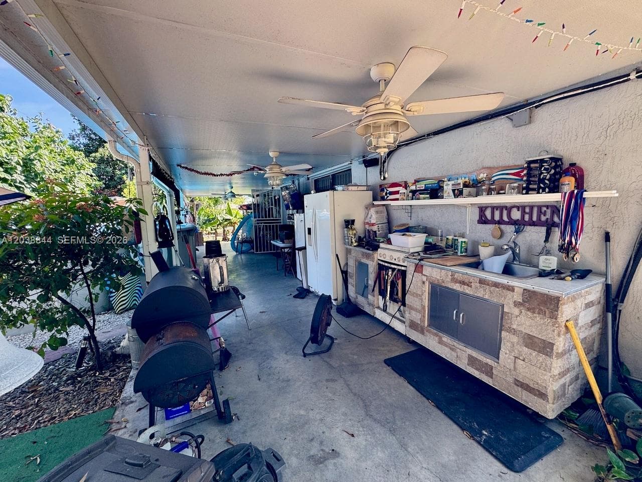 15940 NW 37th Pl photo 23