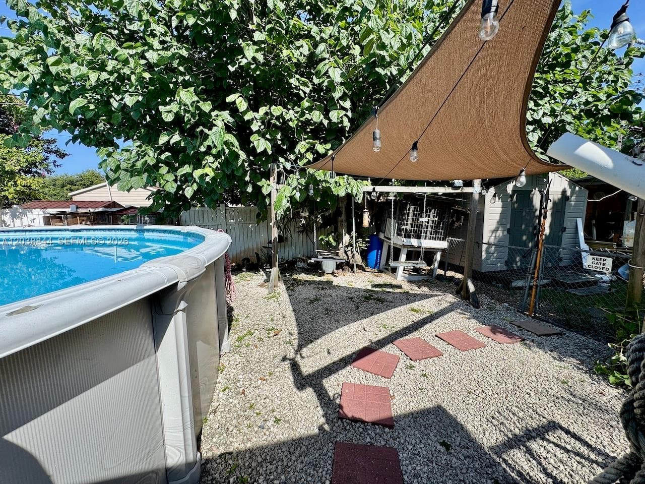 15940 NW 37th Pl photo 27