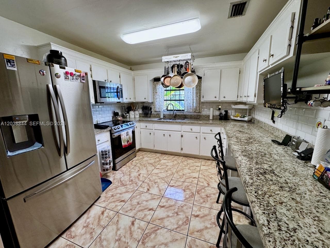 15940 NW 37th Pl photo 7