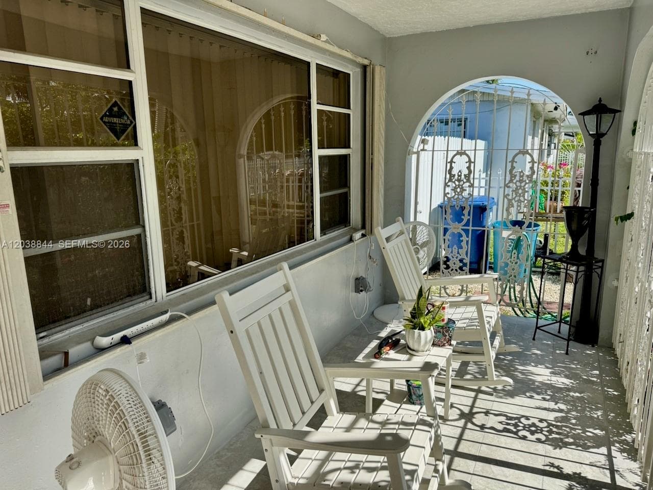 15940 NW 37th Pl photo 3