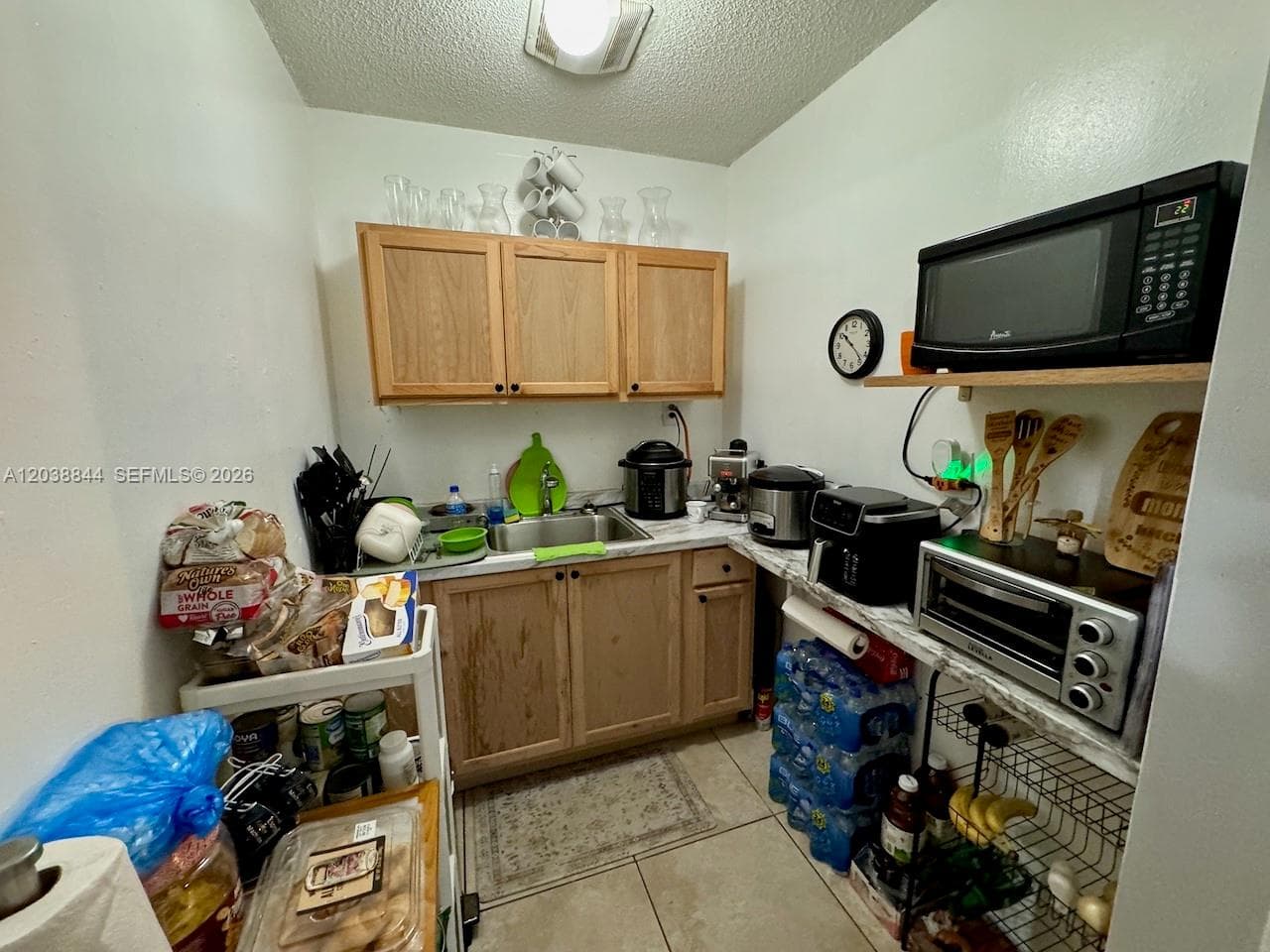 15940 NW 37th Pl photo 21