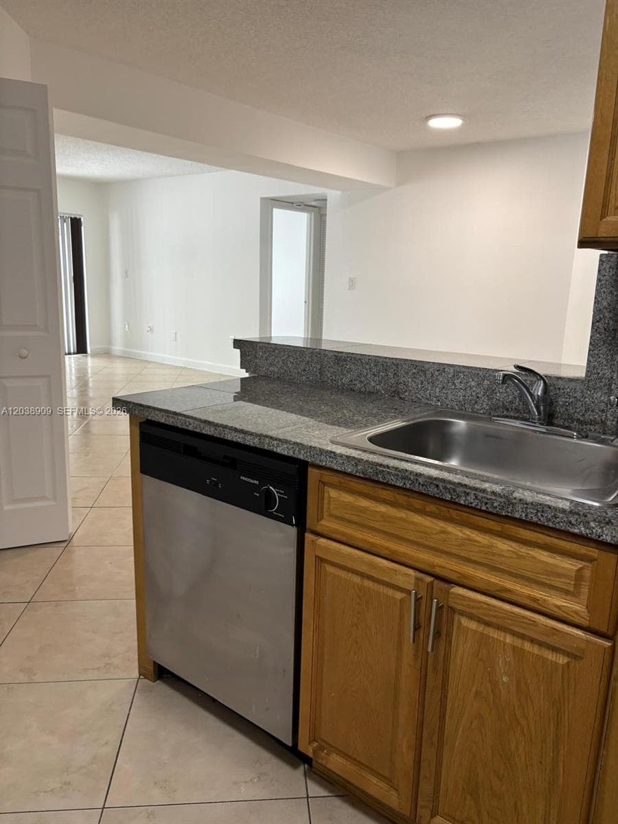 MEDITERRANEAN VILLAS COND · #204 in Hialeah - Photo 3