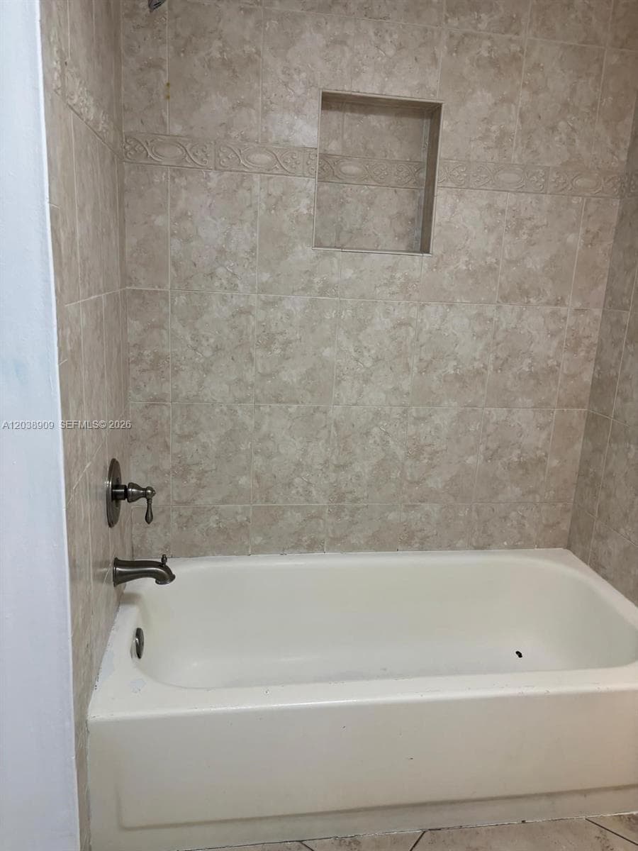 MEDITERRANEAN VILLAS COND · #204 in Hialeah - Photo 5