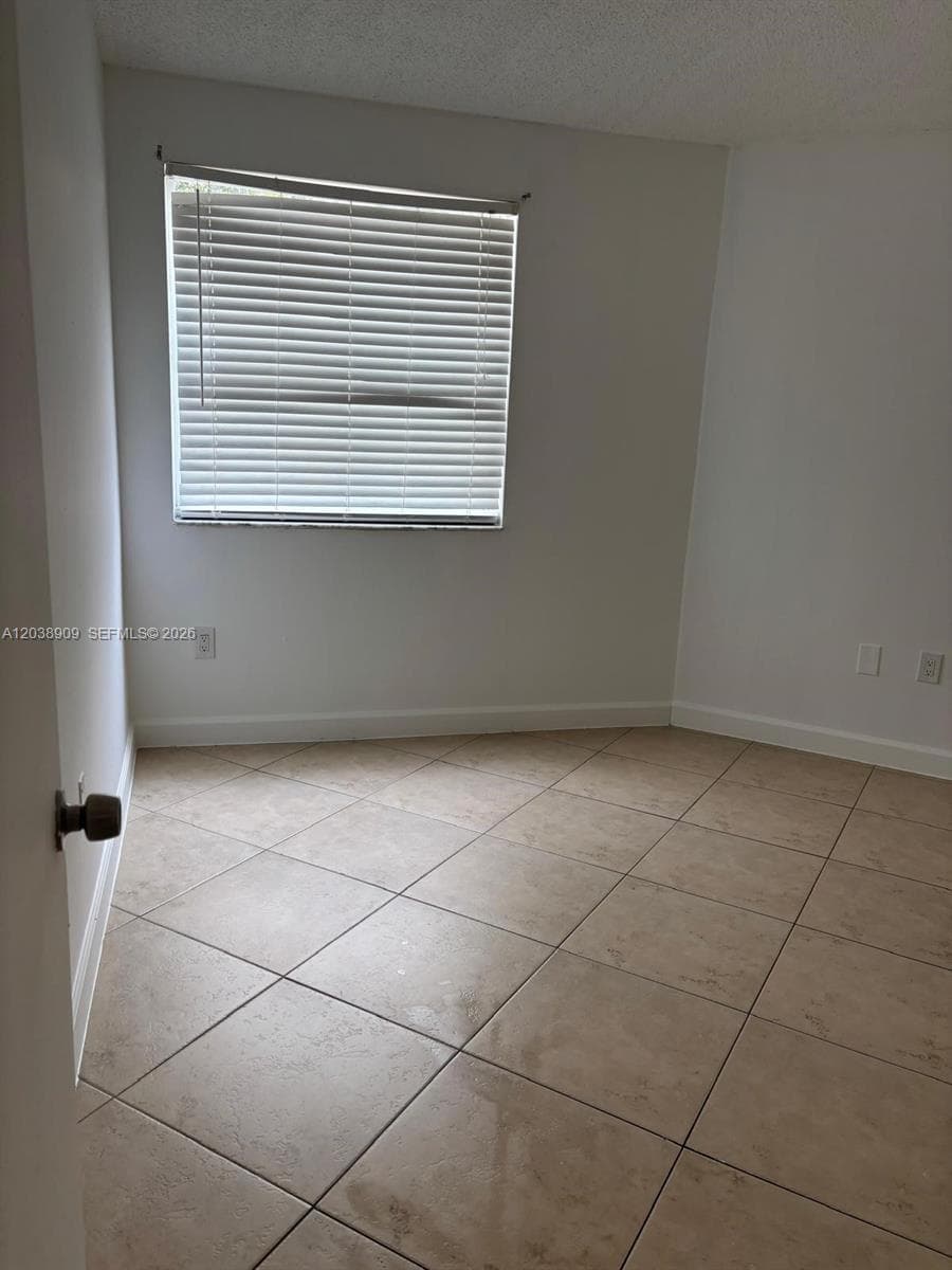 MEDITERRANEAN VILLAS COND · #204 in Hialeah - Photo 8