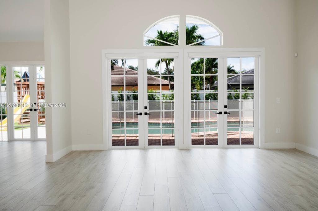 8325 NW 161st Ter photo 10