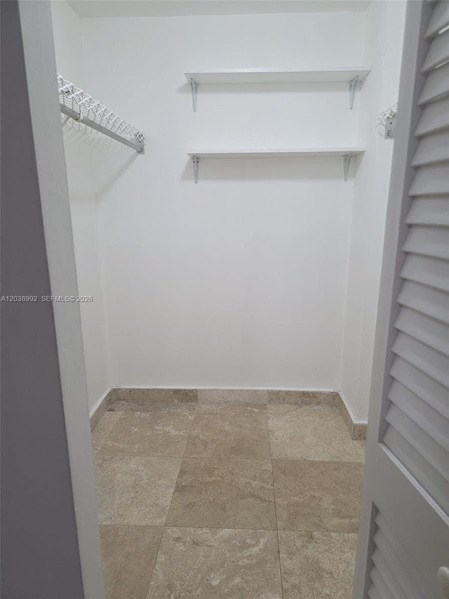 IMPERIAL TOWERS CONDO · #18 in Hallandale Beach - Photo 16