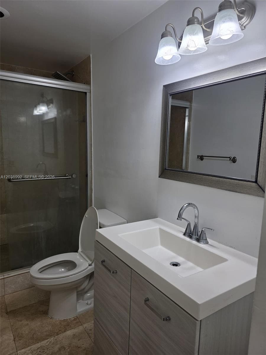 IMPERIAL TOWERS CONDO · #18 in Hallandale Beach - Photo 7