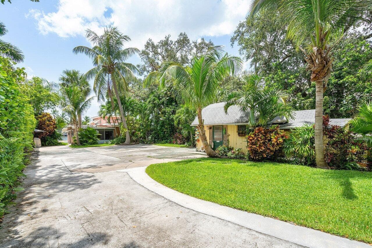 250' depth of Lot
