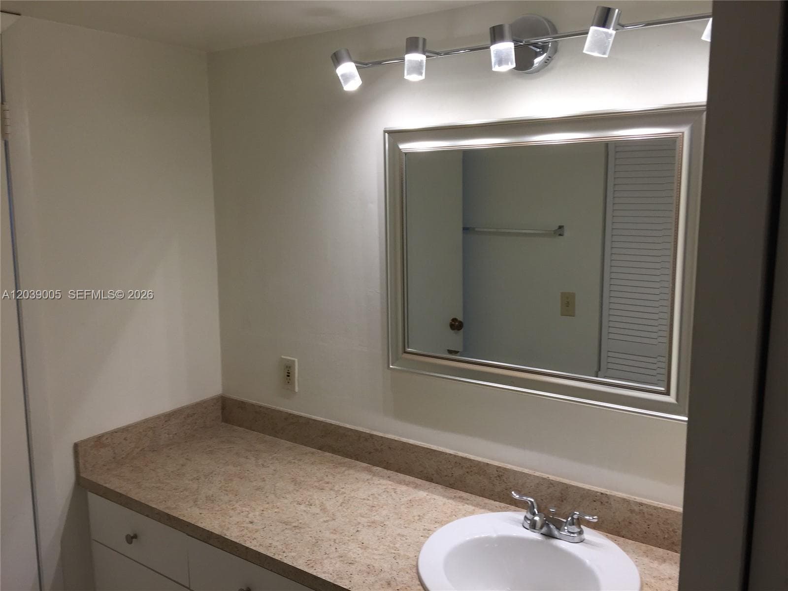 10808 N Kendall Dr # 4 #Q-4 photo 20