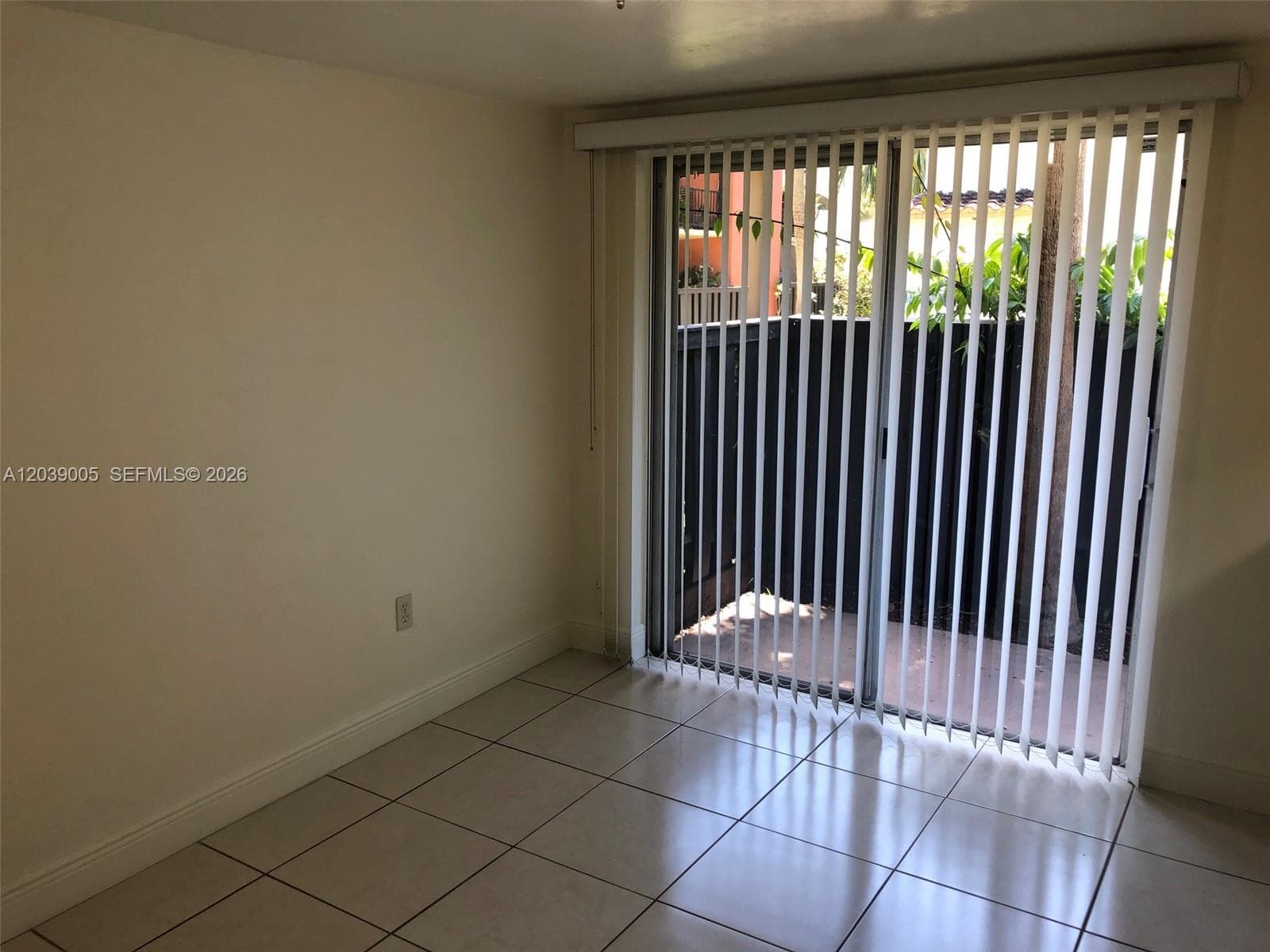 10808 N Kendall Dr # 4 #Q-4 photo 4