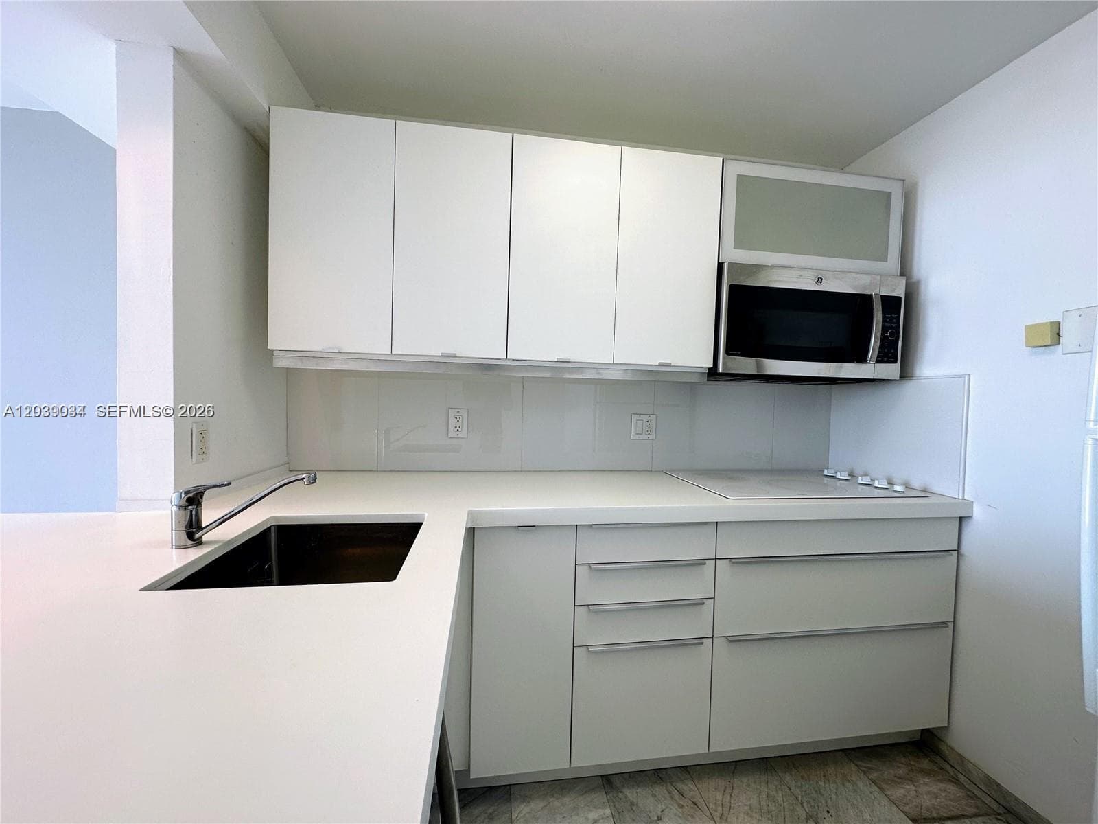 VECINO DEL MAR CONDO · #1501 in North Miami - Photo 2