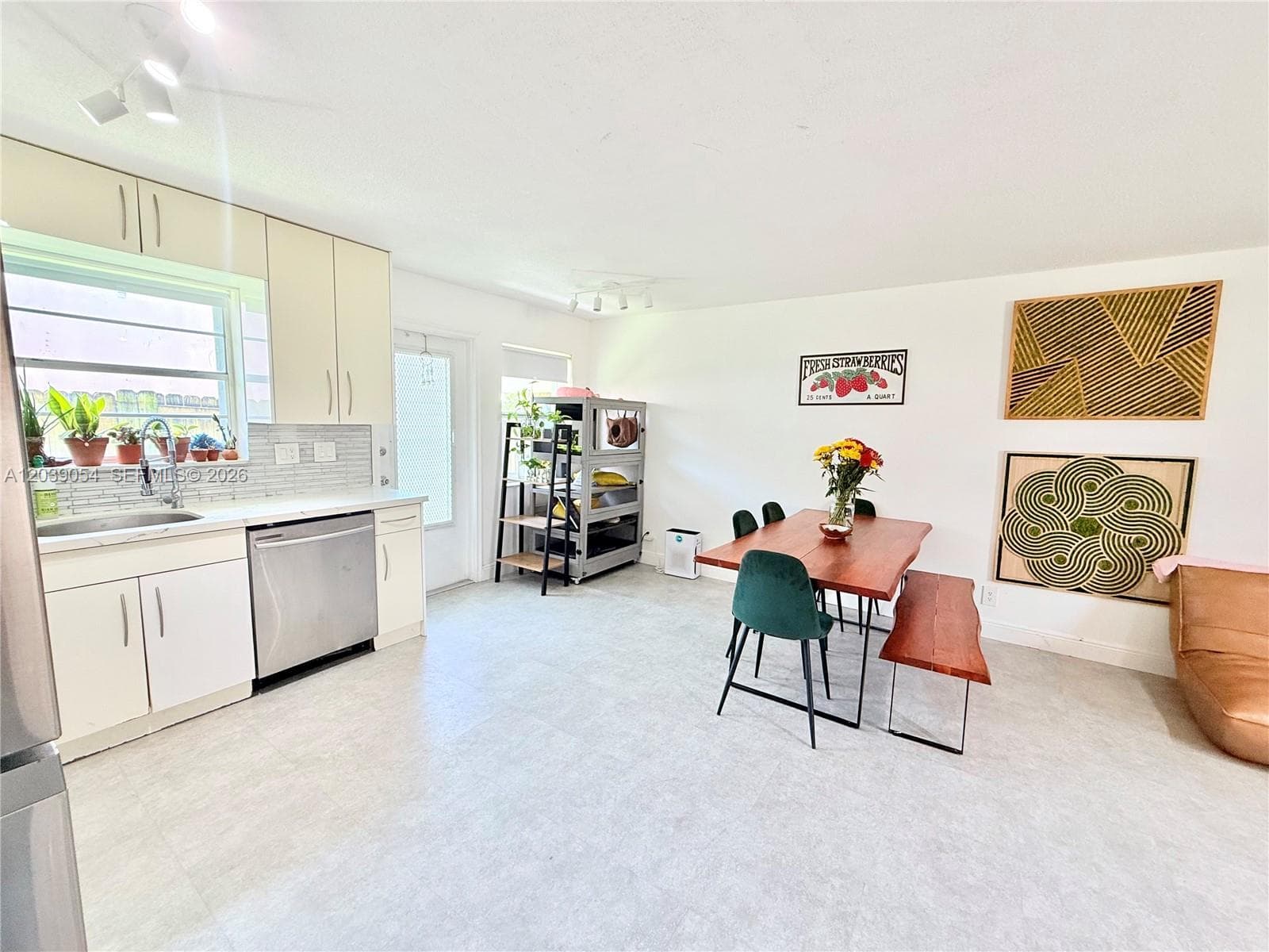 ROYAL TERRACE CONDOMINIUM · #105 in Hollywood - Photo 2