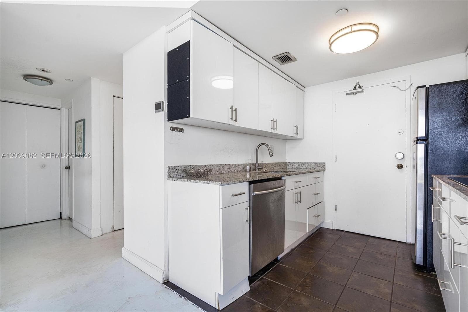 HOME TOWER CONDO · #16A in Hollywood - Photo 8