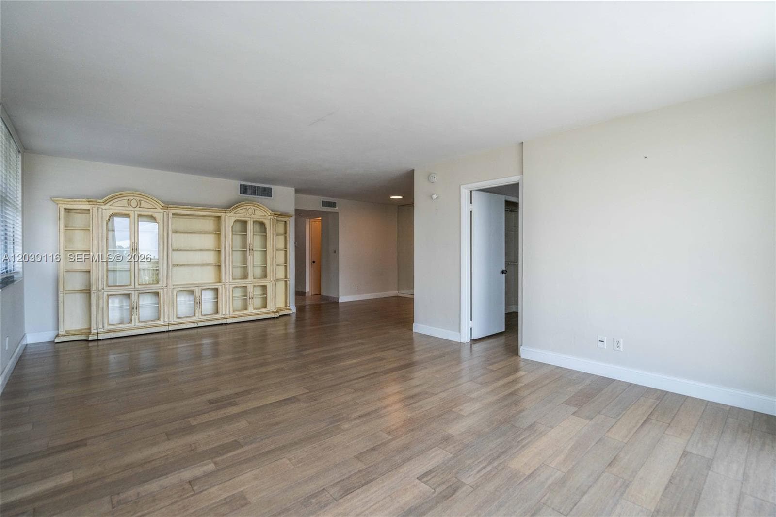 ST REGIS APTS CONDO · #7D in Bay Harbor Islands - Photo 7