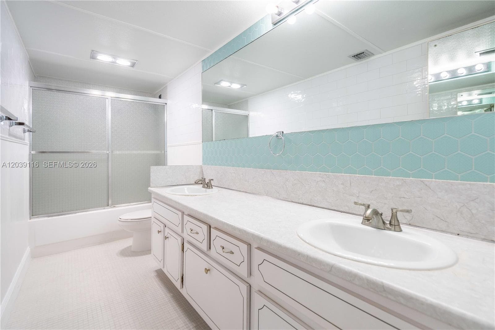 ST REGIS APTS CONDO · #7D in Bay Harbor Islands - Photo 21