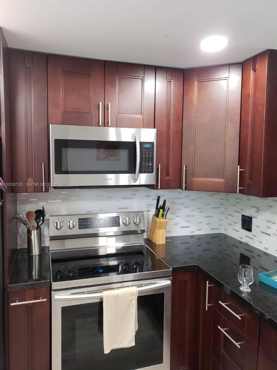 MEADOWBROOK CONDO · #302 in Hallandale Beach - Photo 6