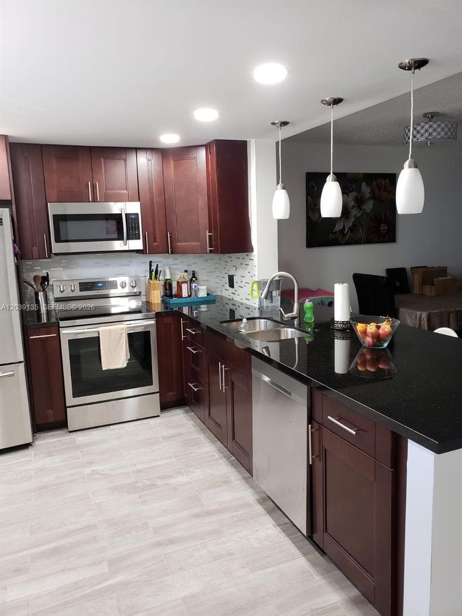 MEADOWBROOK CONDO · #302 in Hallandale Beach - Photo 3