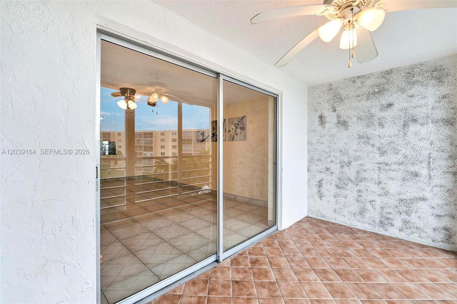 MEADOWBROOK LAKES VIEW BL · #402 in Dania Beach - Photo 27
