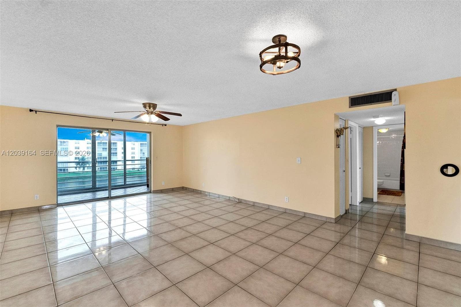 MEADOWBROOK LAKES VIEW BL · #402 in Dania Beach - Photo 16