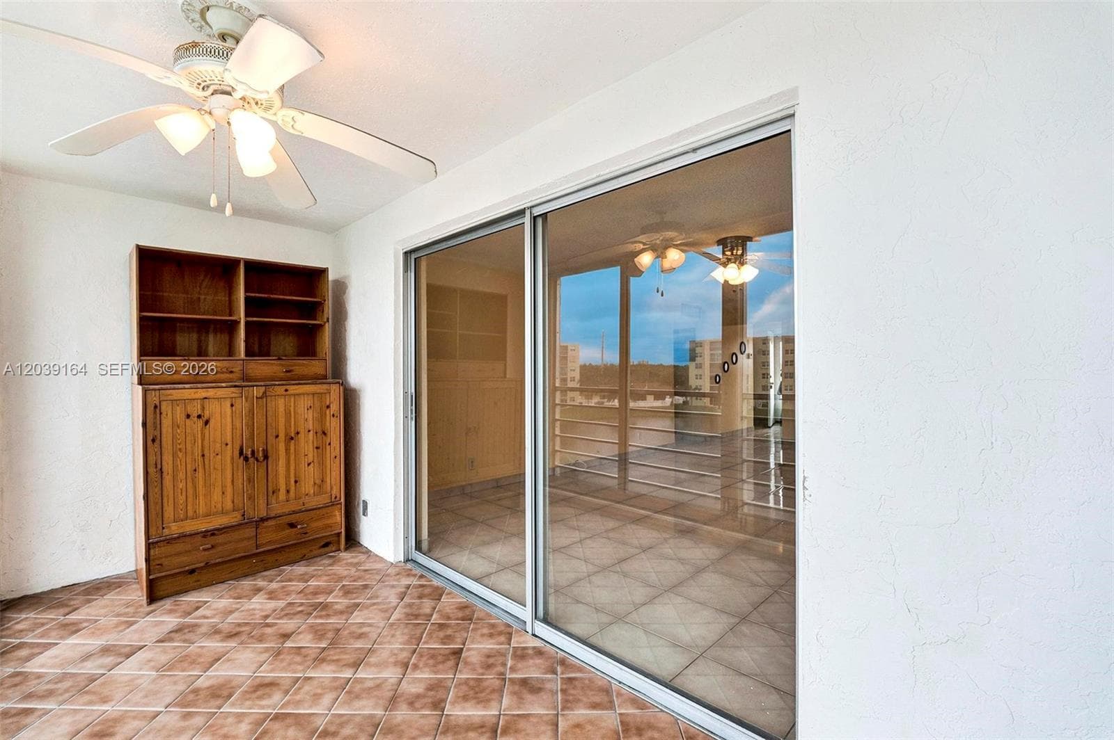 MEADOWBROOK LAKES VIEW BL · #402 in Dania Beach - Photo 26