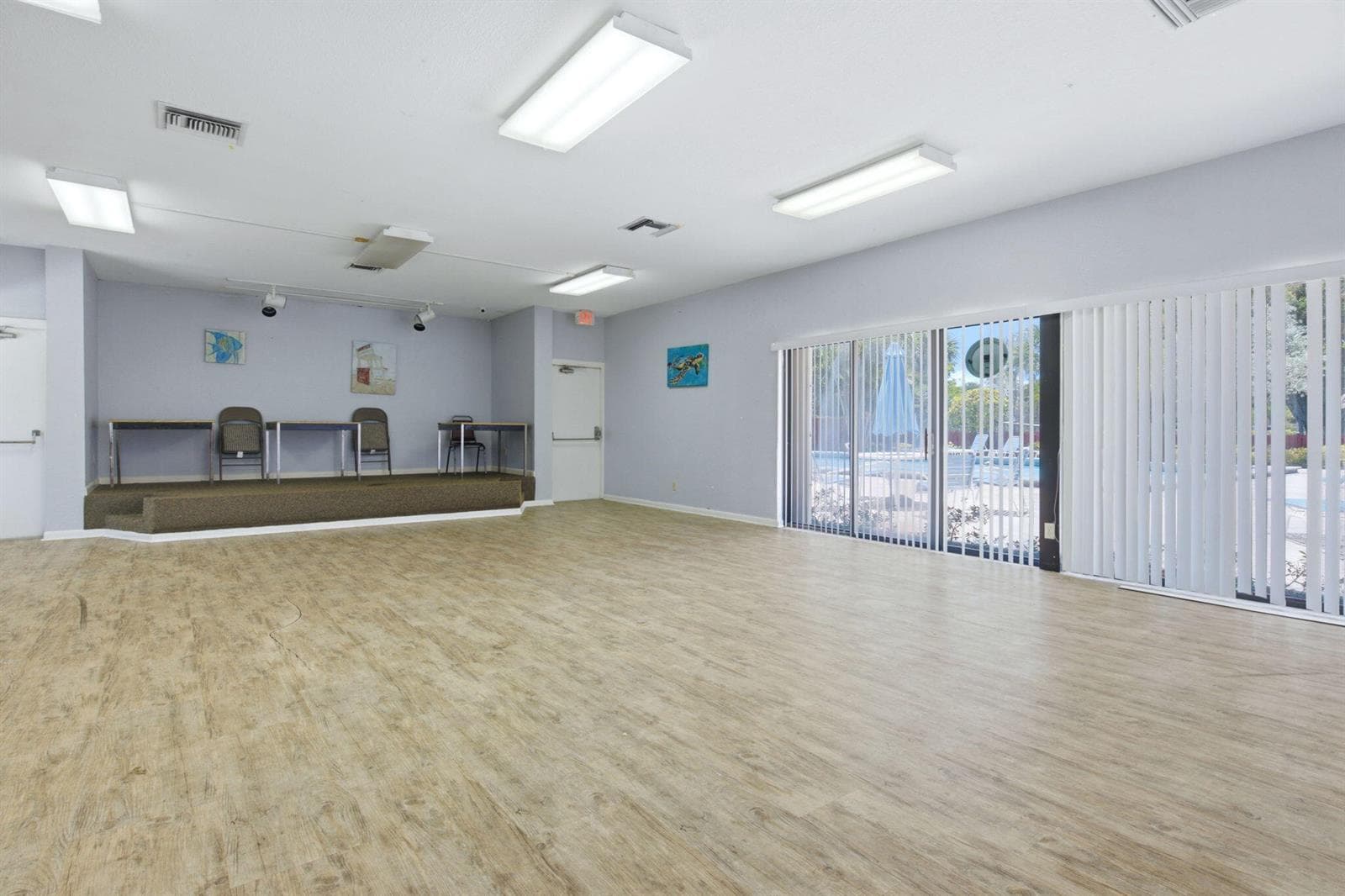 Clubhouse Comm. Room