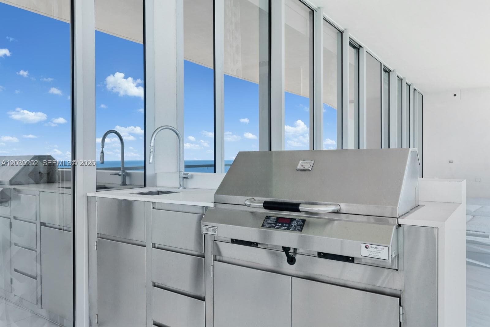 Turnberry Ocean Club · #2304 in Sunny Isles Beach - Photo 13
