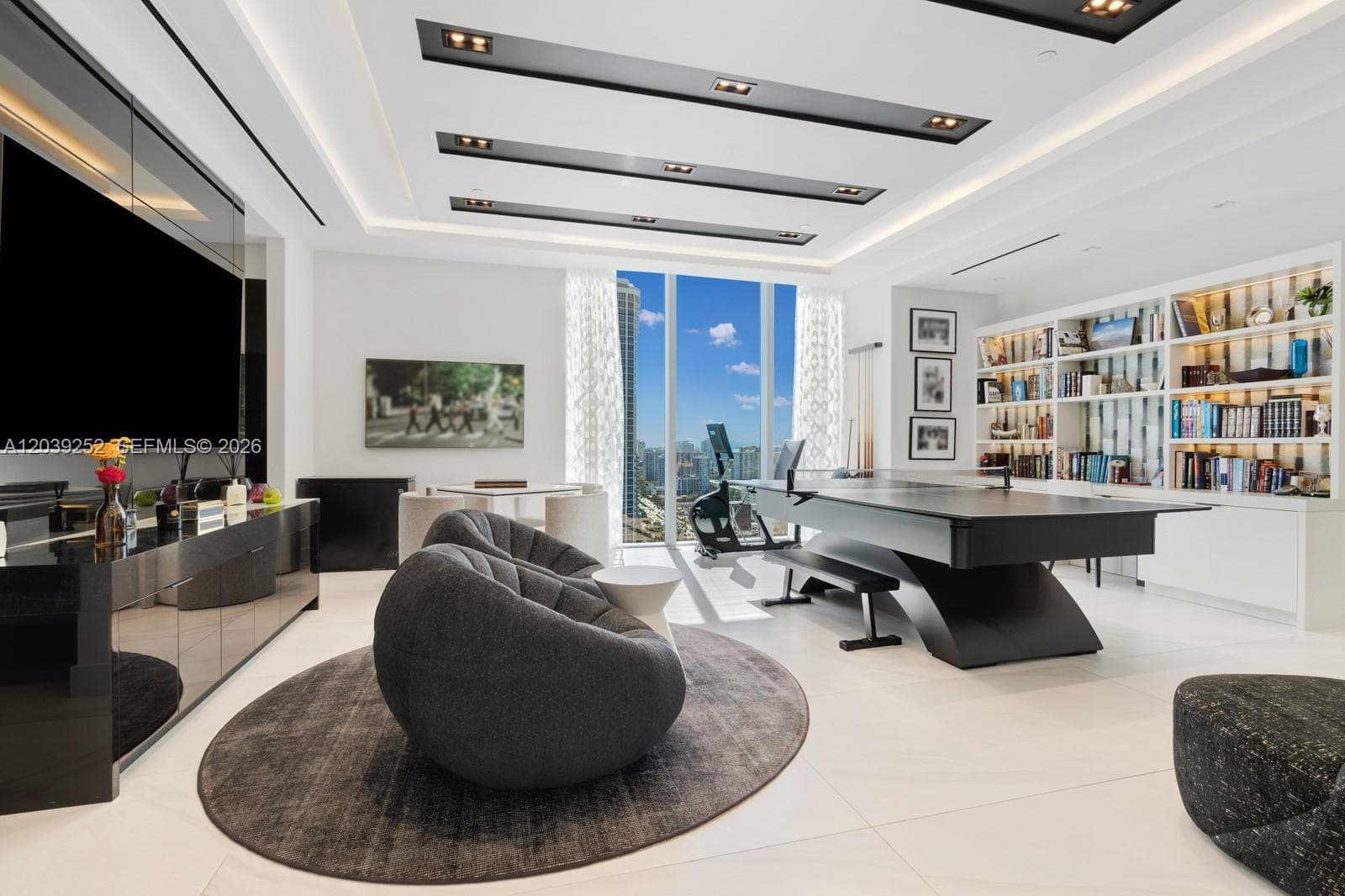 Turnberry Ocean Club · #2304 in Sunny Isles Beach - Photo 9