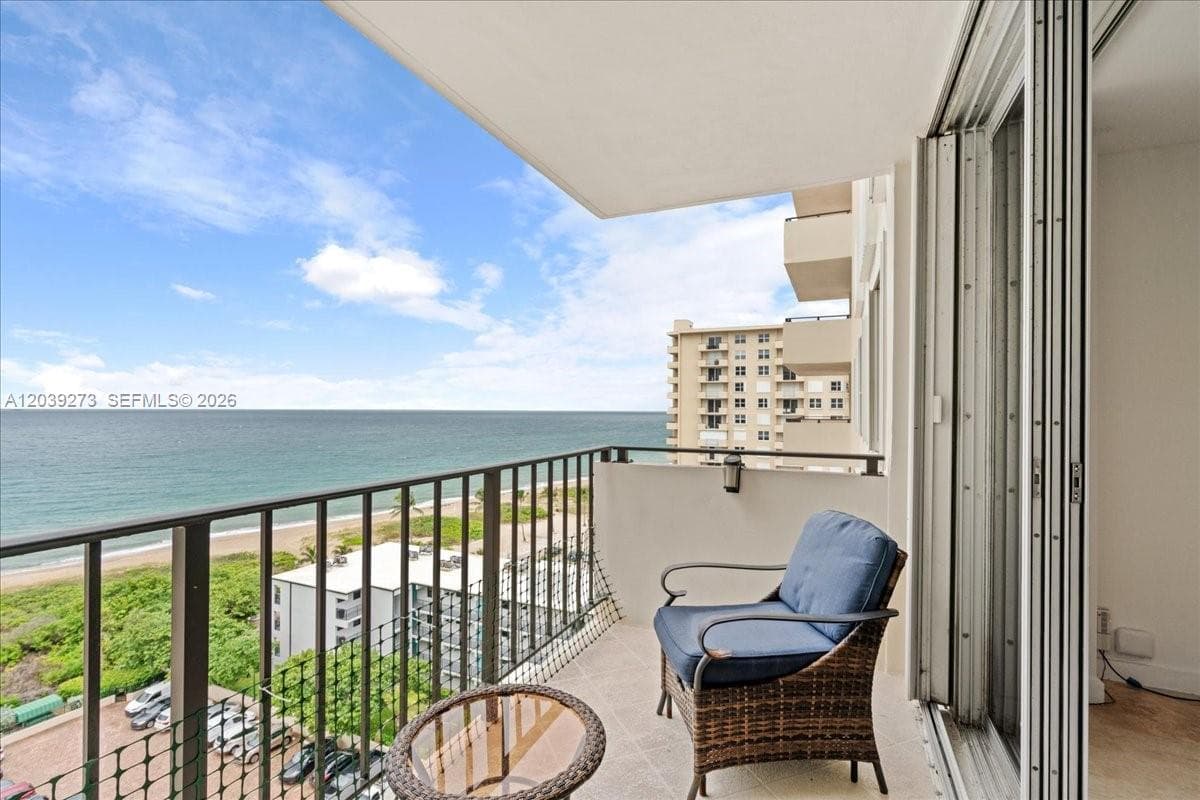 OCEAN PLACE CONDO · #11T in Lauderdale By The Sea - Photo 3