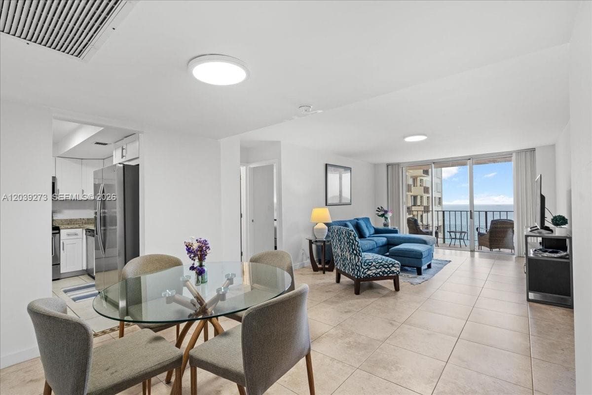 OCEAN PLACE CONDO · #11T in Lauderdale By The Sea - Photo 5