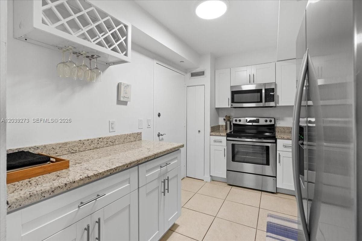 OCEAN PLACE CONDO · #11T in Lauderdale By The Sea - Photo 9