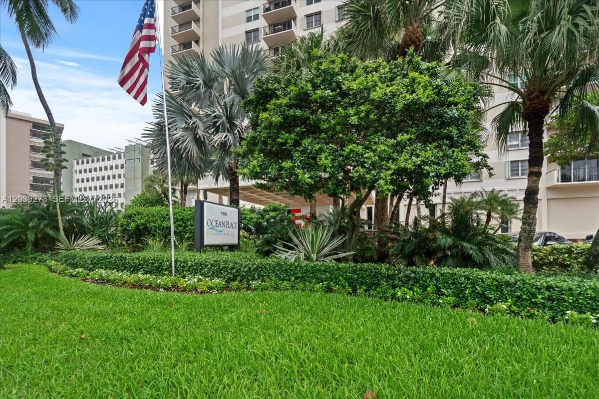 OCEAN PLACE CONDO · #11T in Lauderdale By The Sea - Photo 30