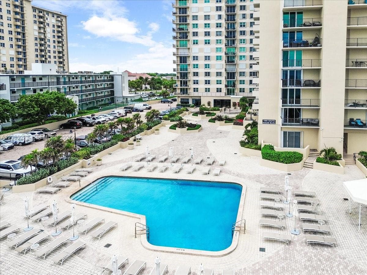 OCEAN PLACE CONDO · #11T in Lauderdale By The Sea - Photo 33