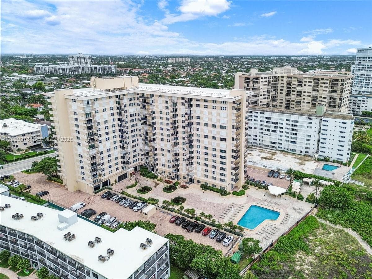 OCEAN PLACE CONDO · #11T in Lauderdale By The Sea - Photo 37