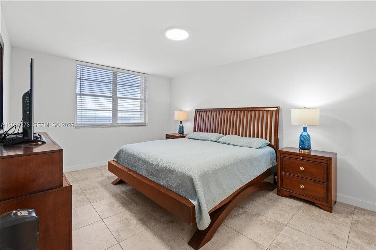 OCEAN PLACE CONDO · #11T in Lauderdale By The Sea - Photo 11