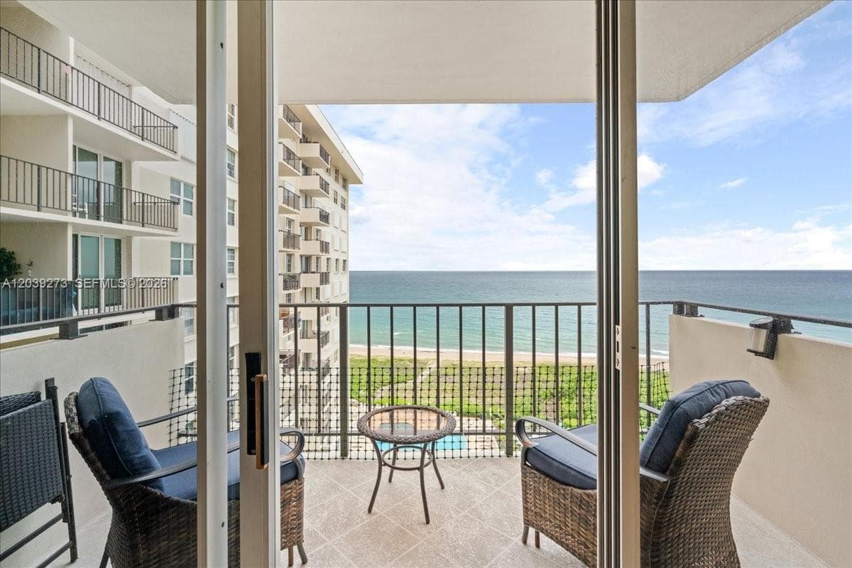 OCEAN PLACE CONDO · #11T in Lauderdale By The Sea - Photo 4