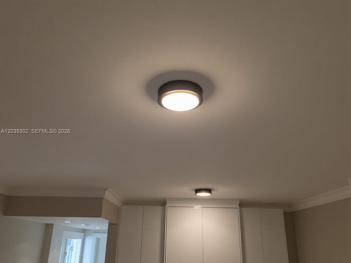 MONTEGO CLUB CONDO · #0 in Bay Harbor Islands - Photo 8