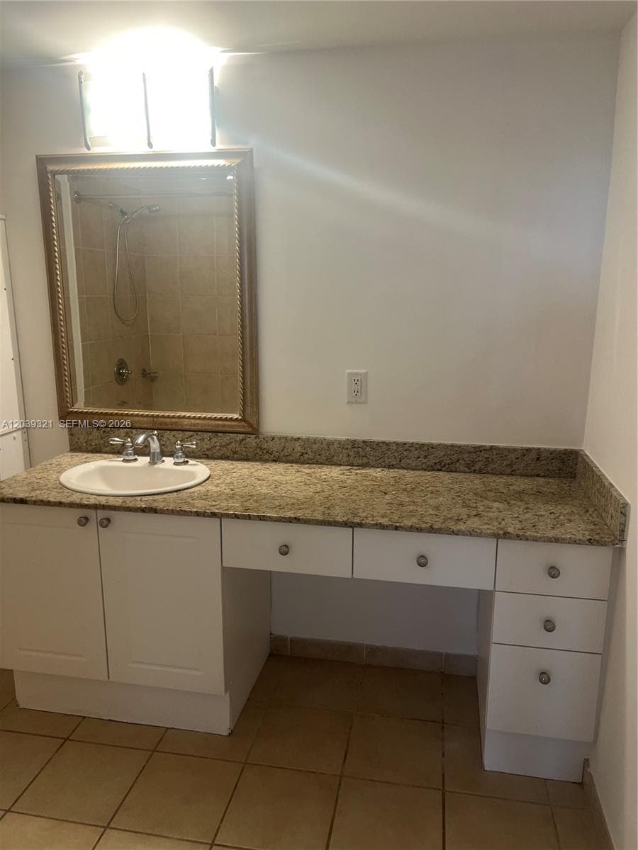 TURNBERRY ON THE GREEN CO · #611 in Aventura - Photo 16